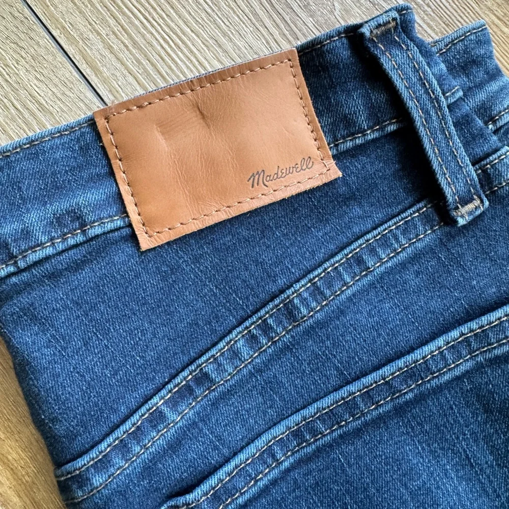 Madewell 10" High-Rise Skinny Jeans in Hayes Wash NWT - Picture 3 of 5